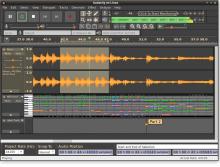 Audacity 2.2.0 running on Linux, audio track and MIDI track playing